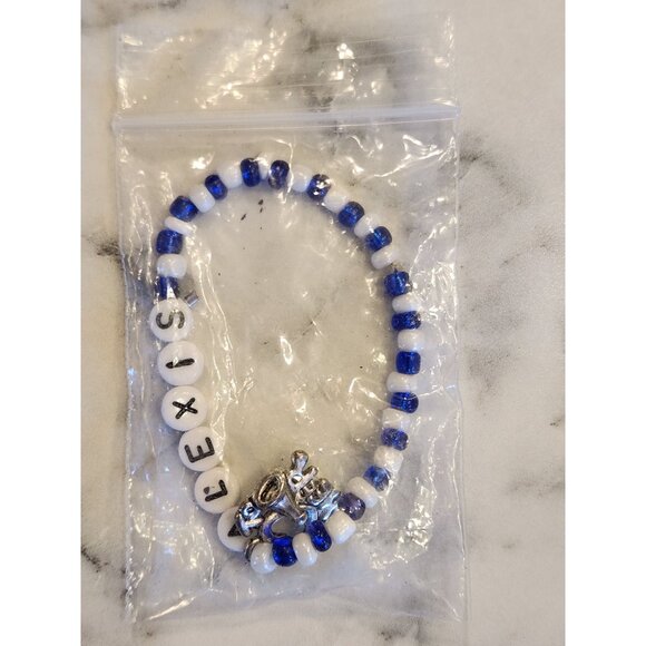 Personalized Alexis Cheer Beaded Bracelet With Heart Charm - Picture 2 of 3